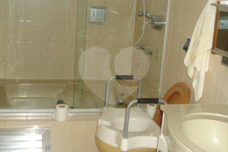 Casa à venda com 5 quartos, sendo 1 suíte, em Vila Guilherme, São Paulo, SP