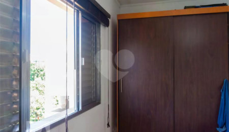 Casa à venda com 3 quartos, sendo 1 suíte,  em Vila Universitária, São Paulo, SP