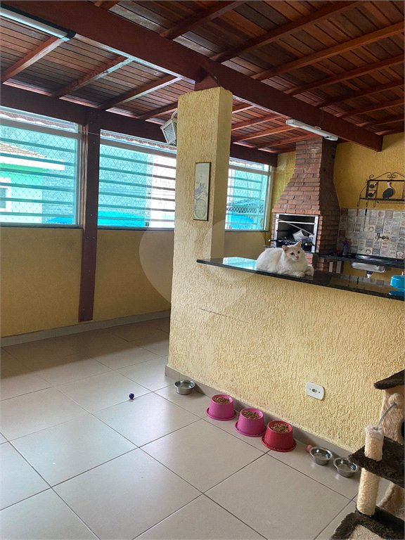 Sobrado à venda com 2 suítes em Santa Terezinha, São Paulo, SP