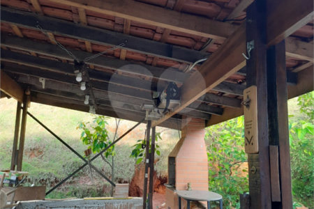 Casa à venda com 2 quartos, sendo 1 suíte, em Jardim Leonor, Itatiba, SP