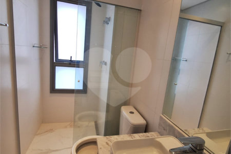 Apartamento à venda com 3 suítes em Sumarezinho, São Paulo, SP