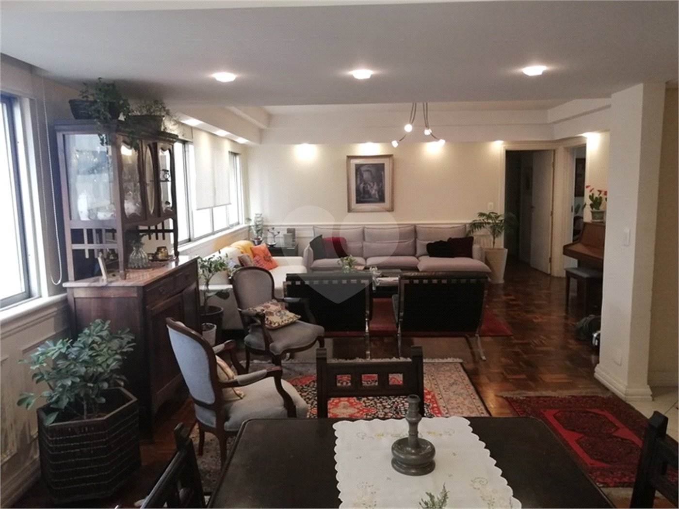 Apartamento à venda com 3 quartos, sendo 1 suíte, em Jardim Paulista, São Paulo, SP