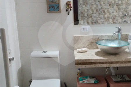 Casa à venda com 3 quartos, sendo 2 suítes, em Capela, Vinhedo, SP