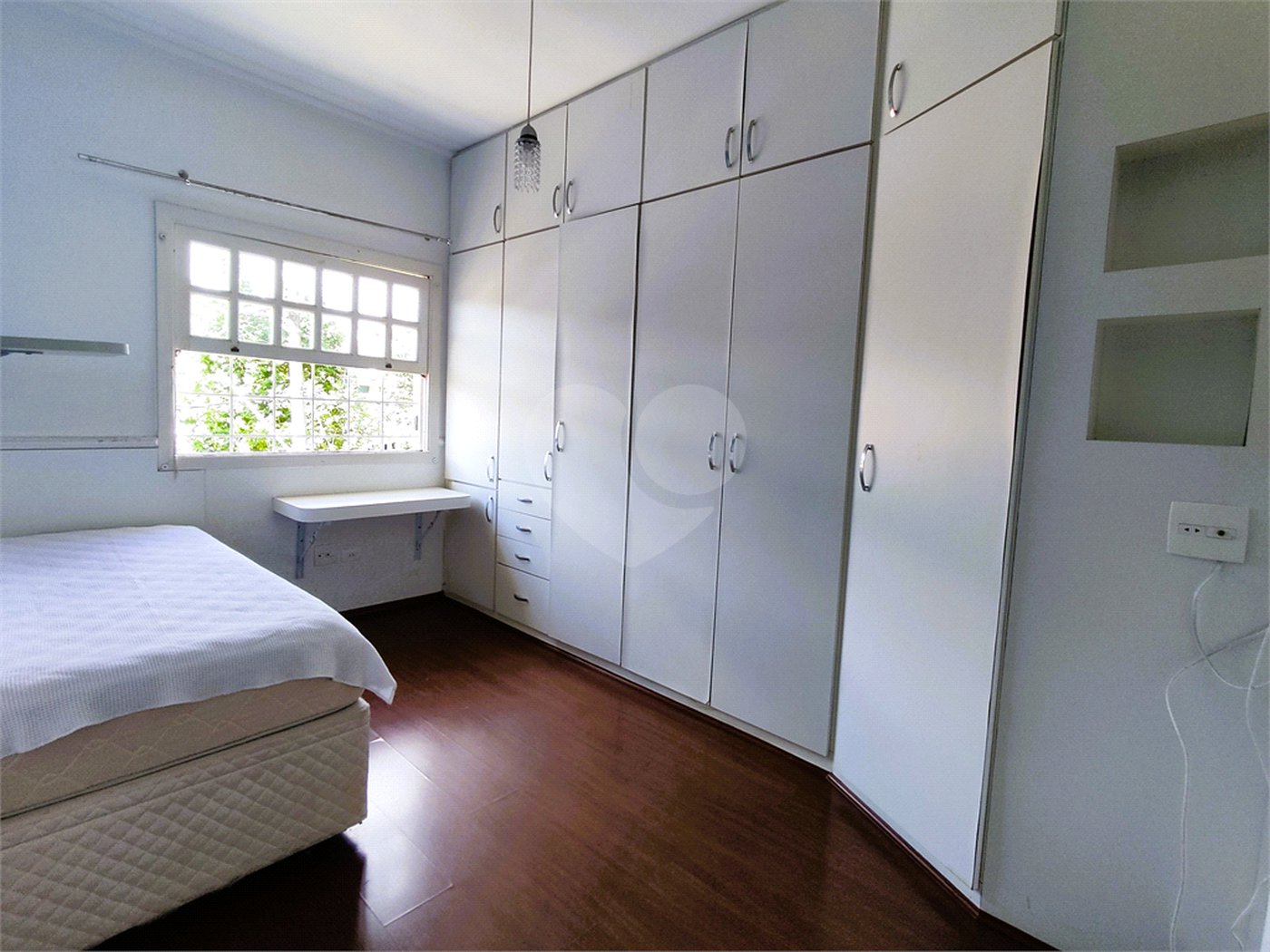 Casa à venda com 3 suítes no condomínio Residencial Jardim Itatinga, São Paulo - SP