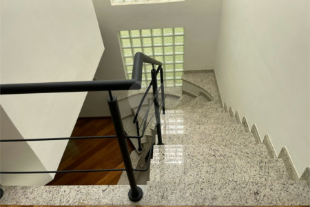 Casa à venda com 4 quartos, sendo 2 suítes,  em Jardim Pagliato, Sorocaba, SP