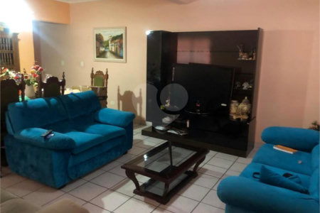 Sobrado à venda com 2 quartos, sendo 1 suíte, em Vila Prel, São Paulo, SP