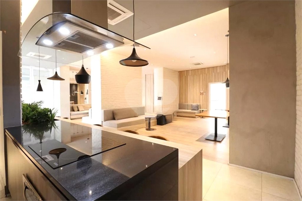 Apartamento à venda com 2 quartos, sendo 1 suíte,  em Barra Funda, São Paulo, SP