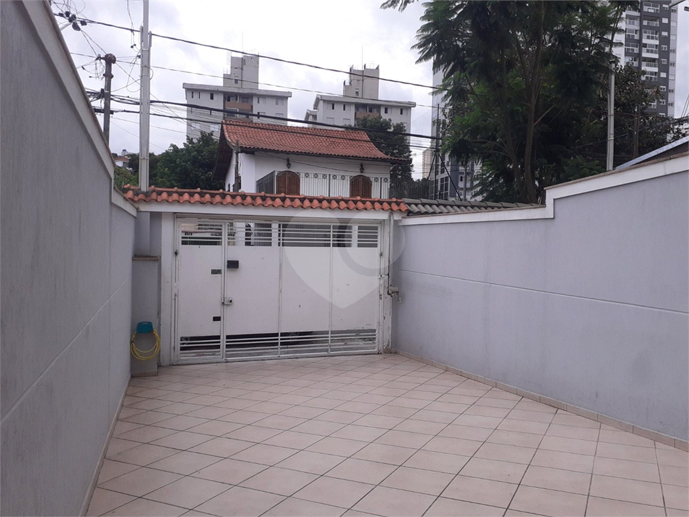 Sobrado à venda com 3 suítes em Vila Vitório Mazzei, São Paulo, SP