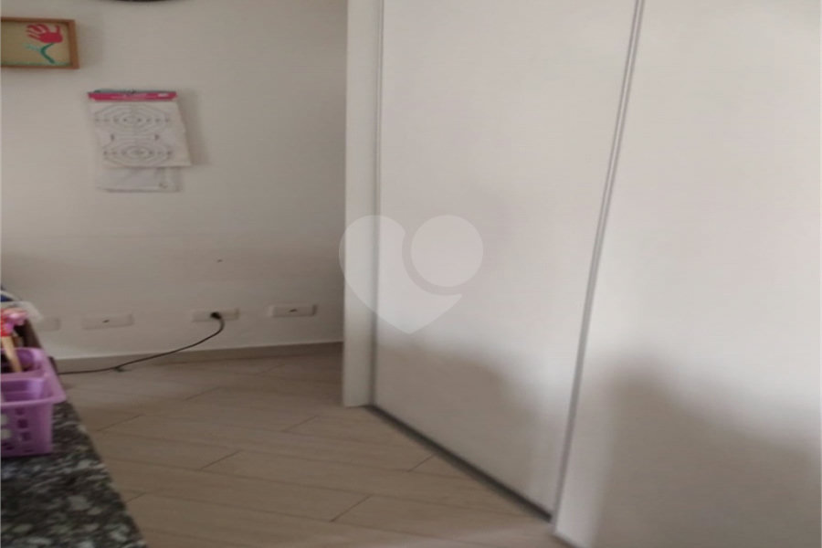 Casa à venda com 3 quartos, sendo 2 suítes, no condomínio Villa's Residencial, São Paulo - SP
