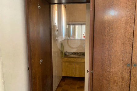 Casa à venda com 2 quartos, sendo 1 suíte, em Vila Rosália, Guarulhos, SP
