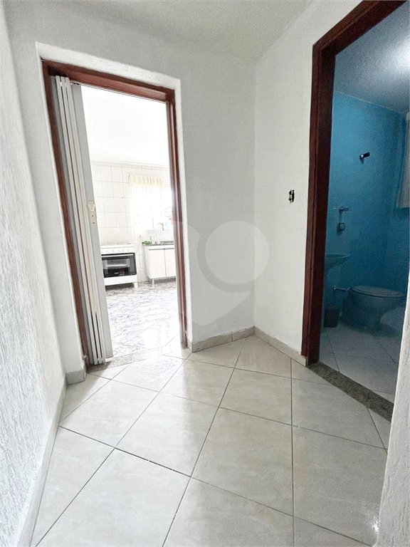 Sobrado à venda com 3 quartos, sendo 1 suíte,  em Jardim Santa Emília, São Paulo, SP