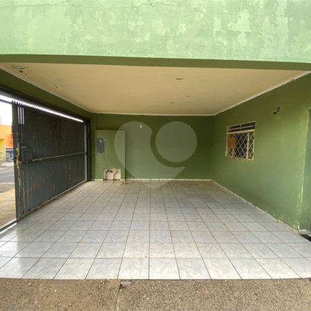 Casa à venda com 2 quartos em Loteamento Municipal São Carlos 3, São Carlos, SP