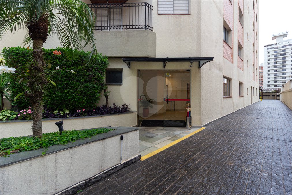 Cobertura à venda com 3 quartos, sendo 1 suíte,  em Pinheiros, São Paulo, SP