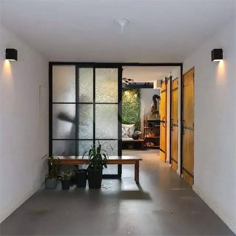 Casa à venda com 2 quartos, sendo 1 suíte,  no condomínio Cube Real Parque, São Paulo - SP