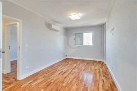 Apartamento à venda com 2 quartos, sendo 1 suíte,  em Santo Amaro, São Paulo, SP