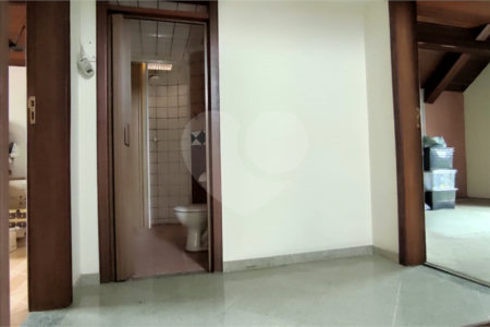 Casa à venda ou para alugar com 7 quartos, sendo 2 suítes, em Jardim Eltonville, Sorocaba, SP
