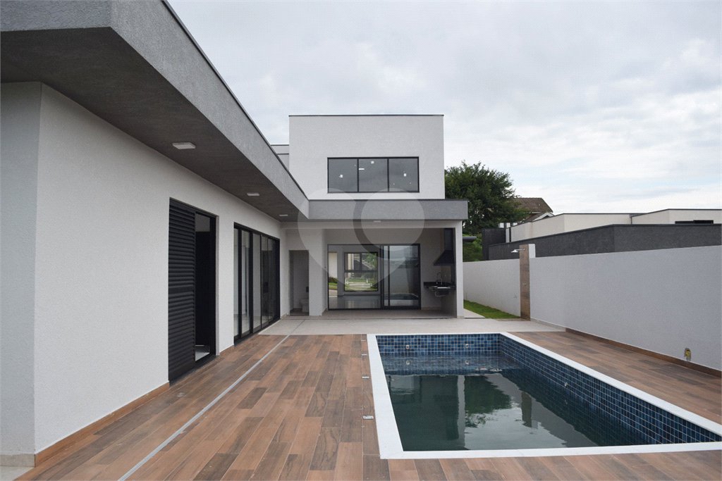 Casa à venda com 4 quartos, sendo 3 suítes, em Condomínio Residencial Reserva Ecológica Atibaia, Atibaia, SP