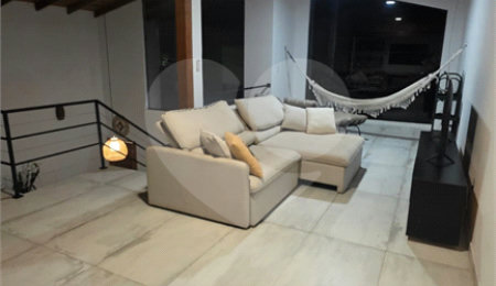 Casa à venda com 2 quartos, sendo 1 suíte,  no condomínio Águas de São Pedro, Mairiporã - SP