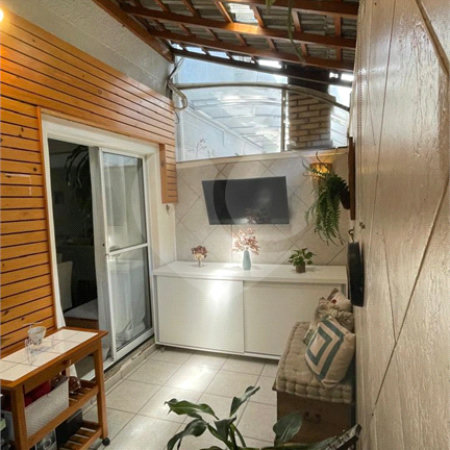 Casa à venda ou para alugar com 3 quartos, sendo 1 suíte, no condomínio Liberty Village, São Paulo - SP