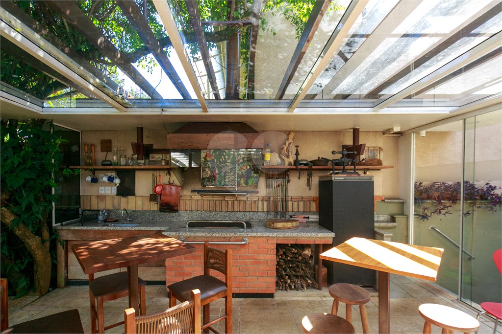 Casa Térrea à venda com 4 suítes em Brooklin Velho, São Paulo, SP