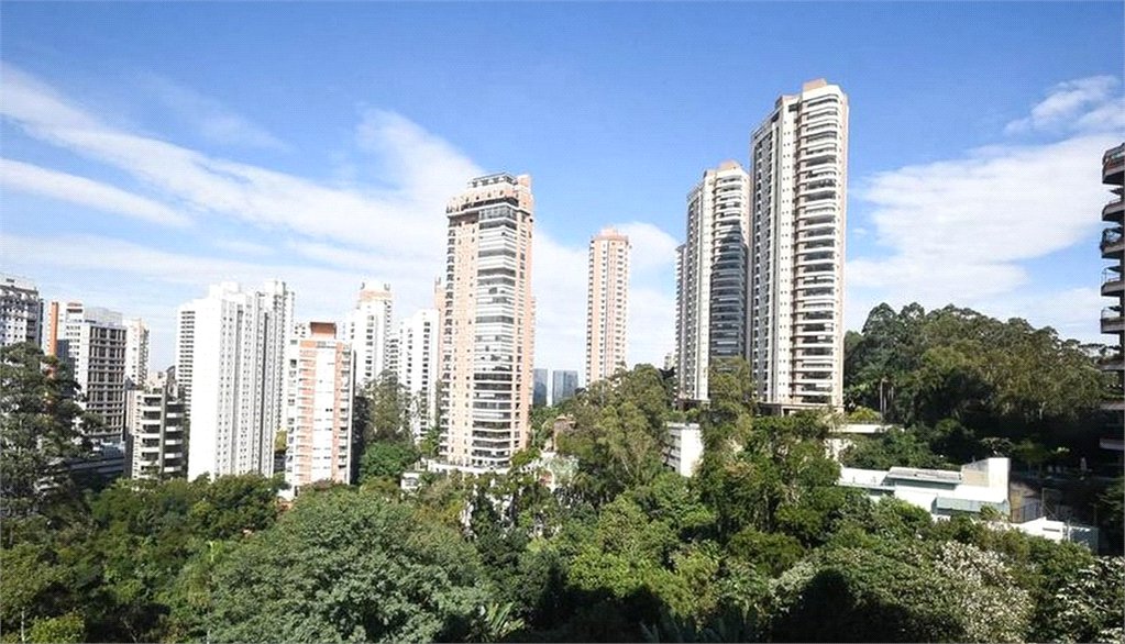 Apartamento à venda com 1 quarto em Paraíso do Morumbi, São Paulo, SP
