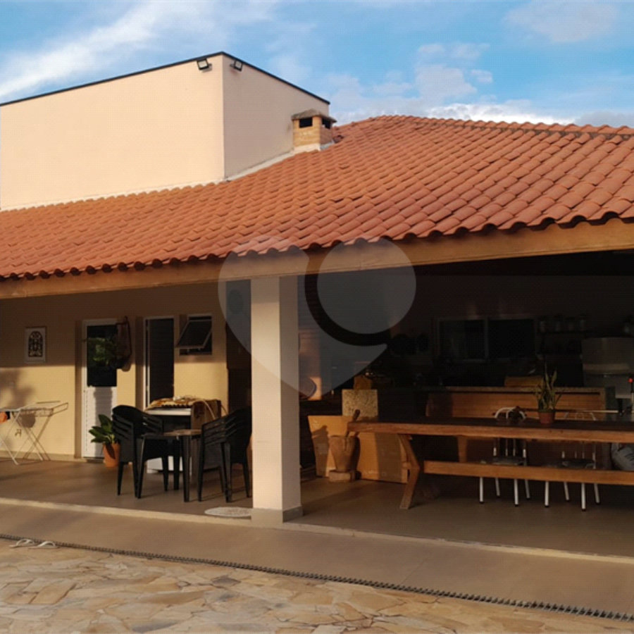 Sítio à venda com 3 quartos, sendo 1 suíte, em Recanto dos Bandeirantes, Porto Feliz, SP