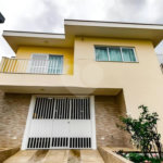 Sobrado à venda com 4 quartos, sendo 1 suíte,  em Vila Sônia, São Paulo, SP