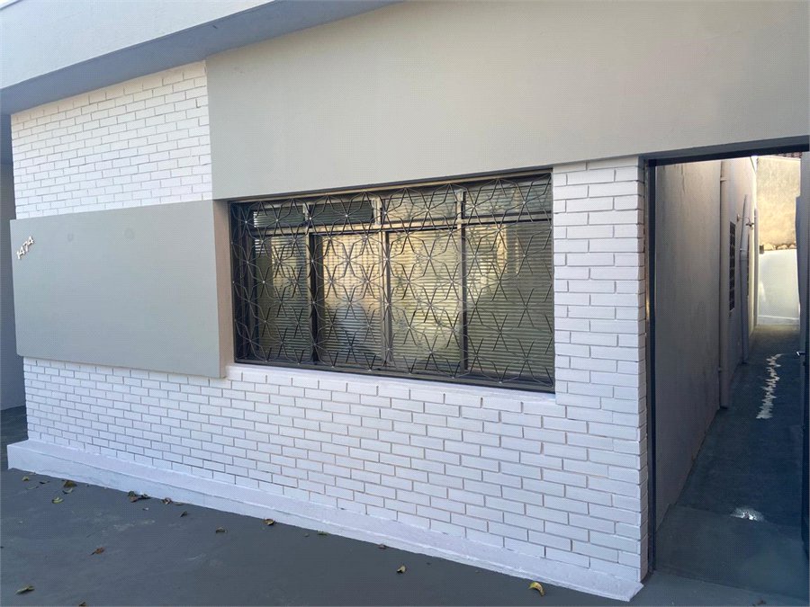 Casa à venda com 3 quartos, sendo 1 suíte, no Centro, Araraquara, SP