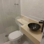 Sobrado à venda com 4 quartos, sendo 3 suítes, em Tremembé, São Paulo, SP