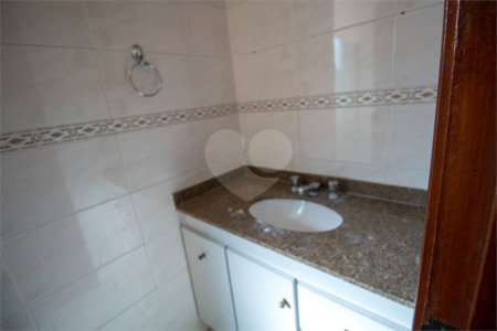 Apartamento à venda com 3 quartos, sendo 1 suíte, no Centro, São Roque, SP