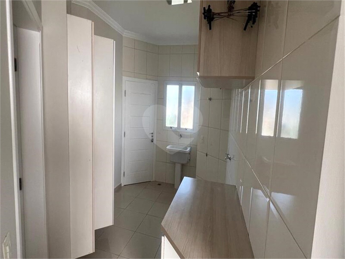 Casa à venda com 4 suítes no condomínio Jardim Residêncial da Villa Suiça, Indaiatuba - SP