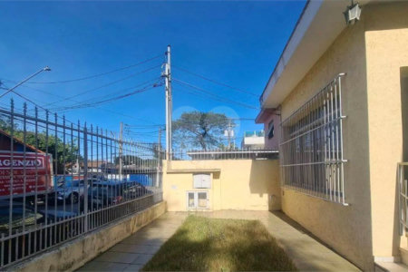Casa à venda com 4 quartos, sendo 1 suíte,  em Jardim Trussardi, São Paulo, SP