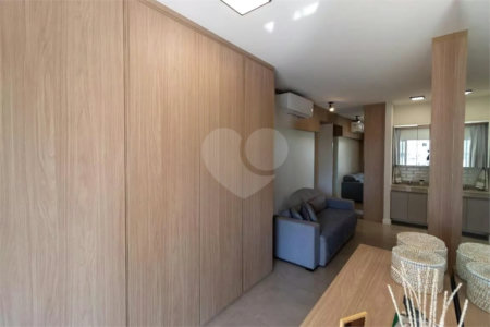 Apartamento à venda com 1 suíte em Campo Belo, São Paulo, SP