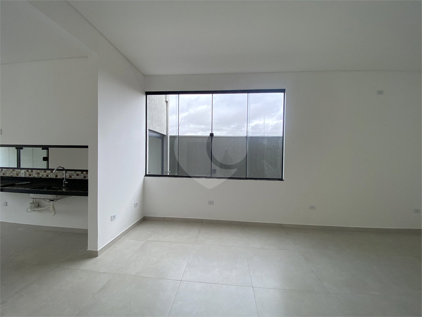 Casa à venda com 3 suítes em Jardim Estoril, Ponta Porã, MS