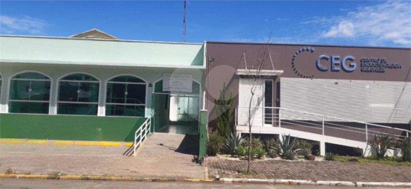 Casa à venda com 8 quartos em Jardim Guanabara, Campinas, SP