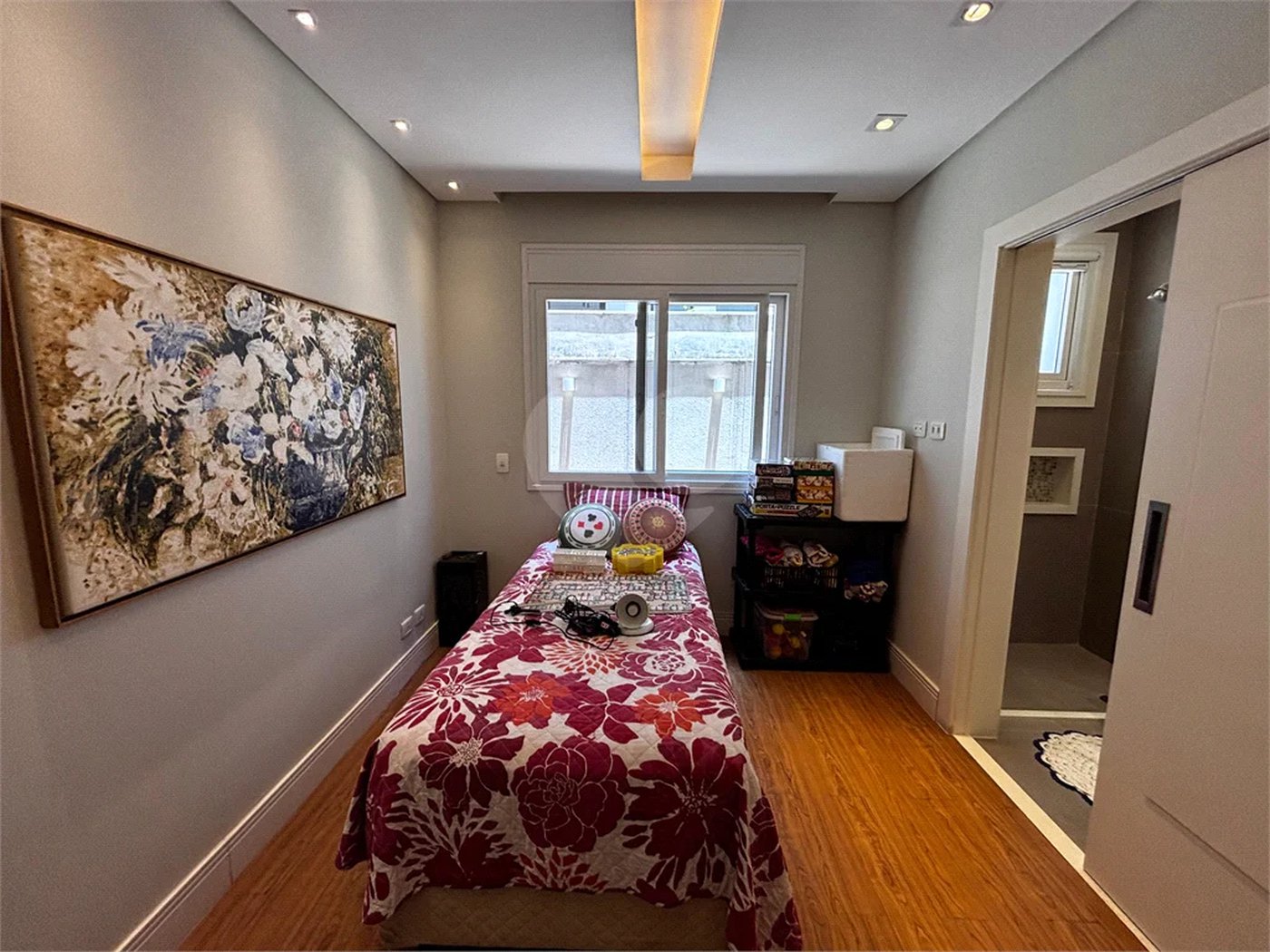 Casa à venda com 4 quartos, sendo 3 suítes, no condomínio Reserva Nova Cantareira, São Paulo - SP