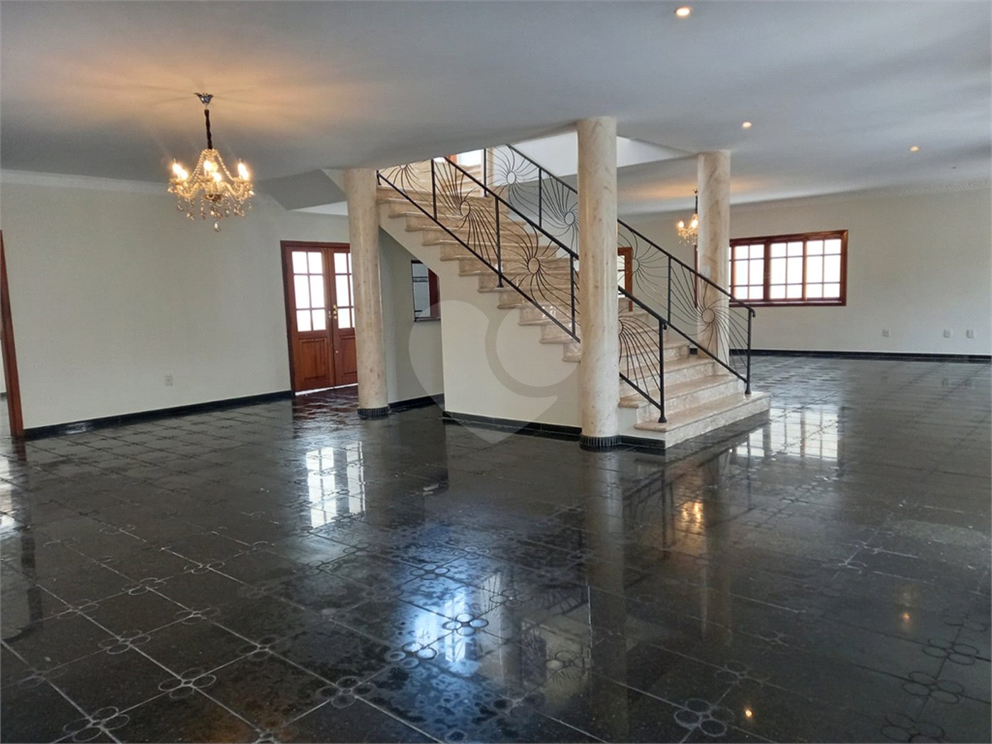 Casa à venda ou para alugar com 4 suítes em Jardim Regina, Indaiatuba, SP