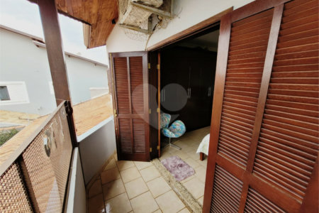 Sobrado à venda com 4 quartos, sendo 1 suíte, em Jardim Regina, Indaiatuba, SP
