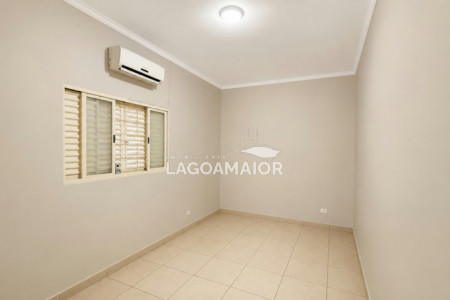 Casa à venda com 3 quartos, sendo 1 suíte, em Jardim Alvorada, Três Lagoas - MS