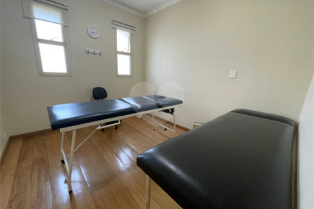 Apartamento à venda com 3 suítes em Campo Belo, São Paulo, SP
