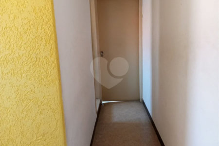 Terreno á venda com 2 casas na Vila Rosália, Guarulhos, SP.