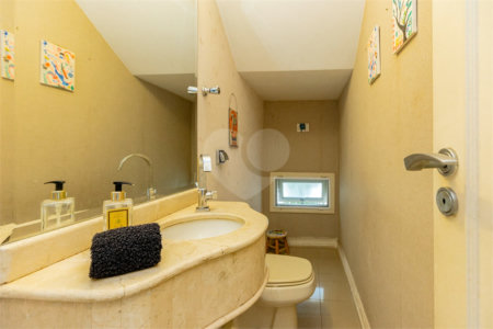 Casa à venda com 4 suítes no condomínio Saint Germain, São Paulo - SP
