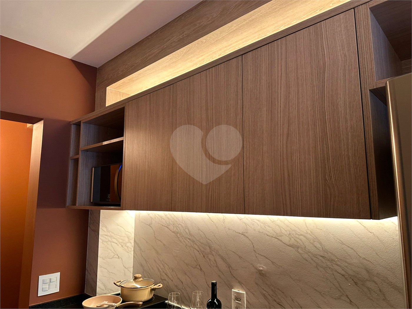 Apartamento à venda ou para alugar com 1 suíte em Pinheiros, São Paulo, SP