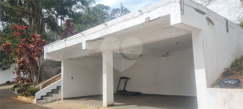 Casa à venda com 5 suítes em Roseira, Mairiporã, SP