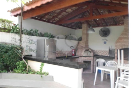 Apartamento à venda com 3 quartos, sendo 1 suíte, em Indianópolis, São Paulo, SP