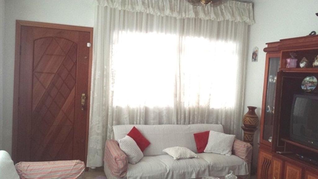 Sobrado à venda com 3 quartos, sendo 1 suíte, em Vila Deodoro, São Paulo, SP