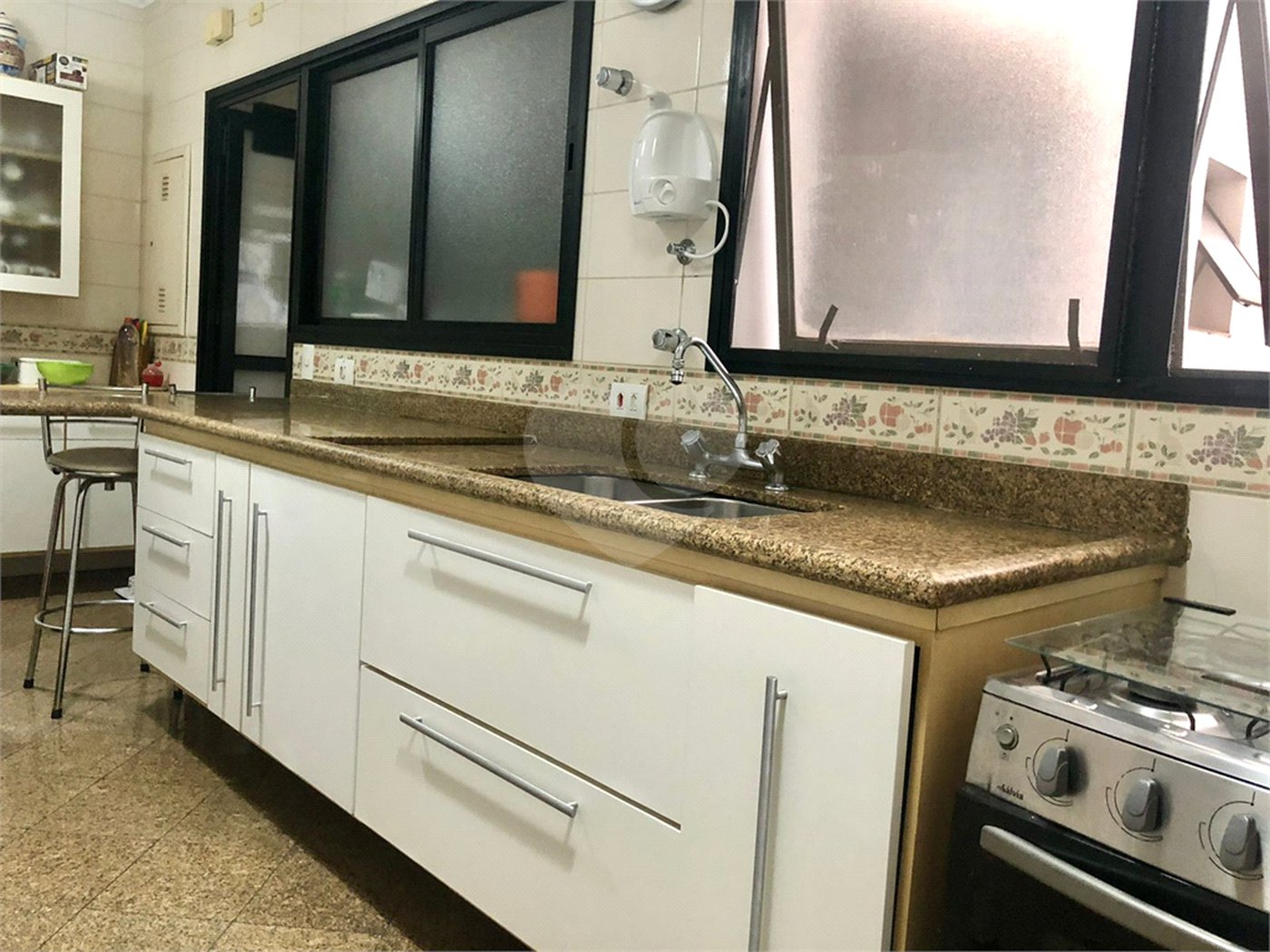 Apartamento à venda com 3 quartos, sendo 2 suítes, em Real Parque, São Paulo, SP