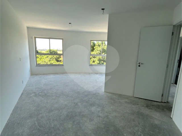 Apartamento à venda com 3 suítes em Santana, São Paulo, SP