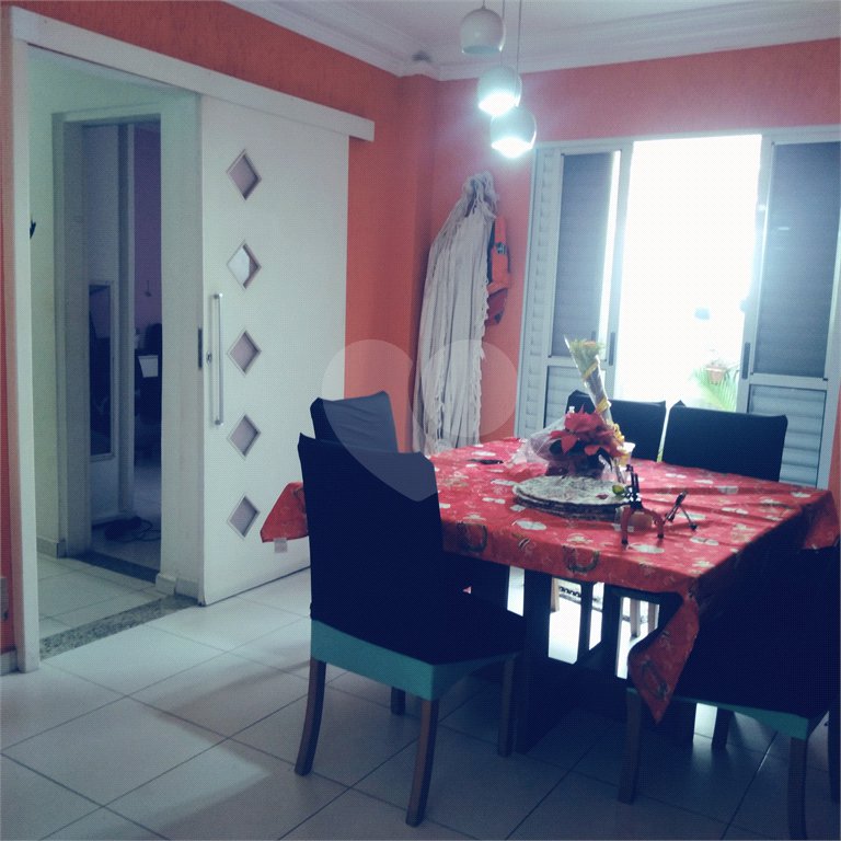 Casa à venda com 3 quartos, sendo 1 suíte, em Santana, São Paulo, SP