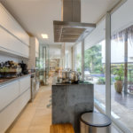 Casa à venda com 4 suítes no condomínio Residencial Canumã, São Paulo - SP